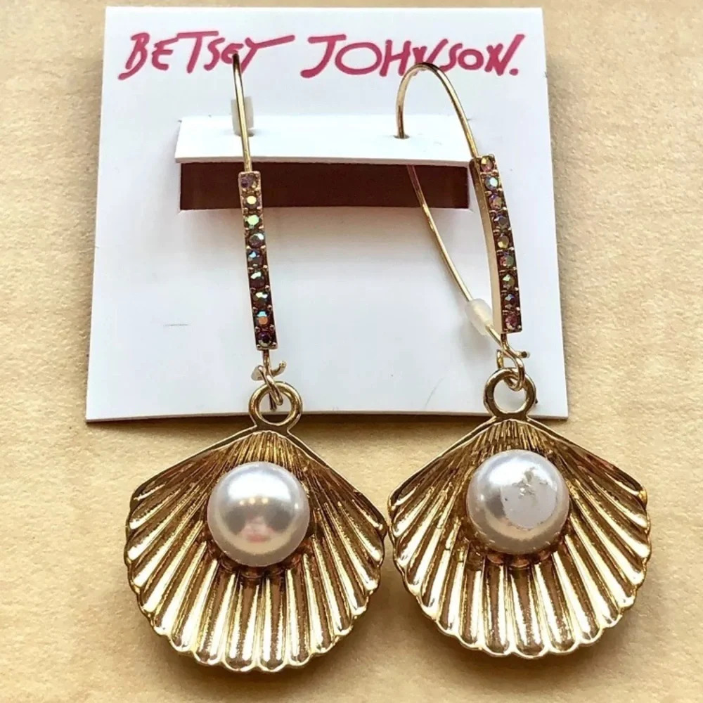BETSEY JOHNSON Gold-Tone Open Shell & Faux Pearl Shepherd’s Hook Earrings NWT
